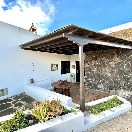 Casa Grande Con Terraza, Barbacoa, Vista A Montana En Ye Апартаменты Ариа