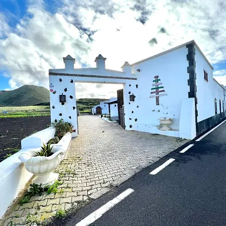 Casa Grande Con Terraza, Barbacoa, Vista A Montana En Ye Апартаменты Ариа