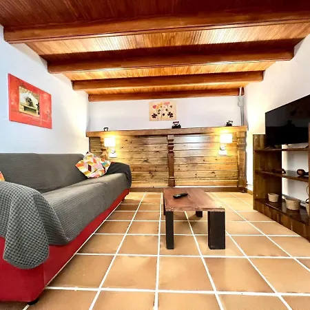 Casa Grande Con Terraza, Barbacoa, Vista A Montana En Ye